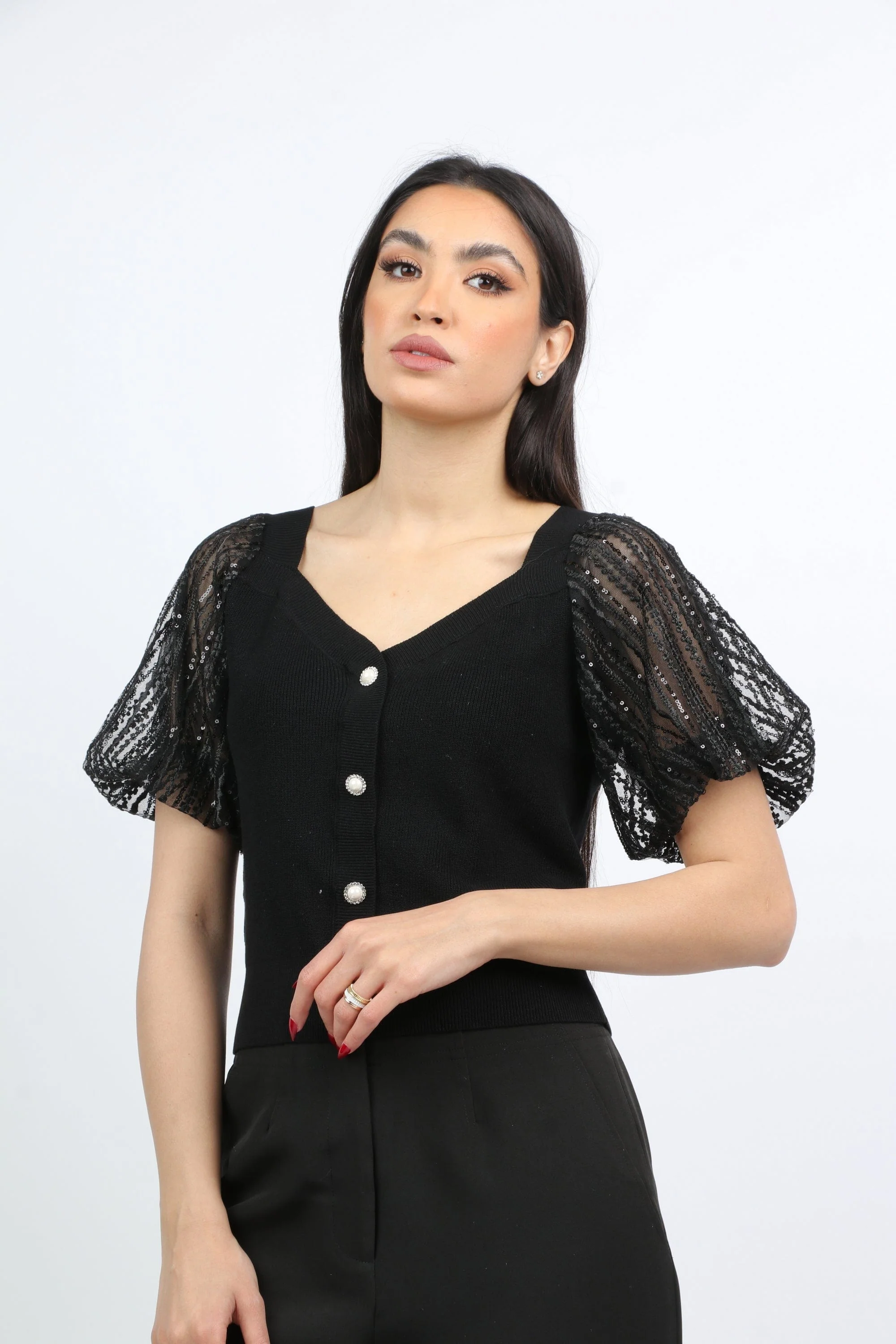 بلوزة كم قصير سواريه - Image 6