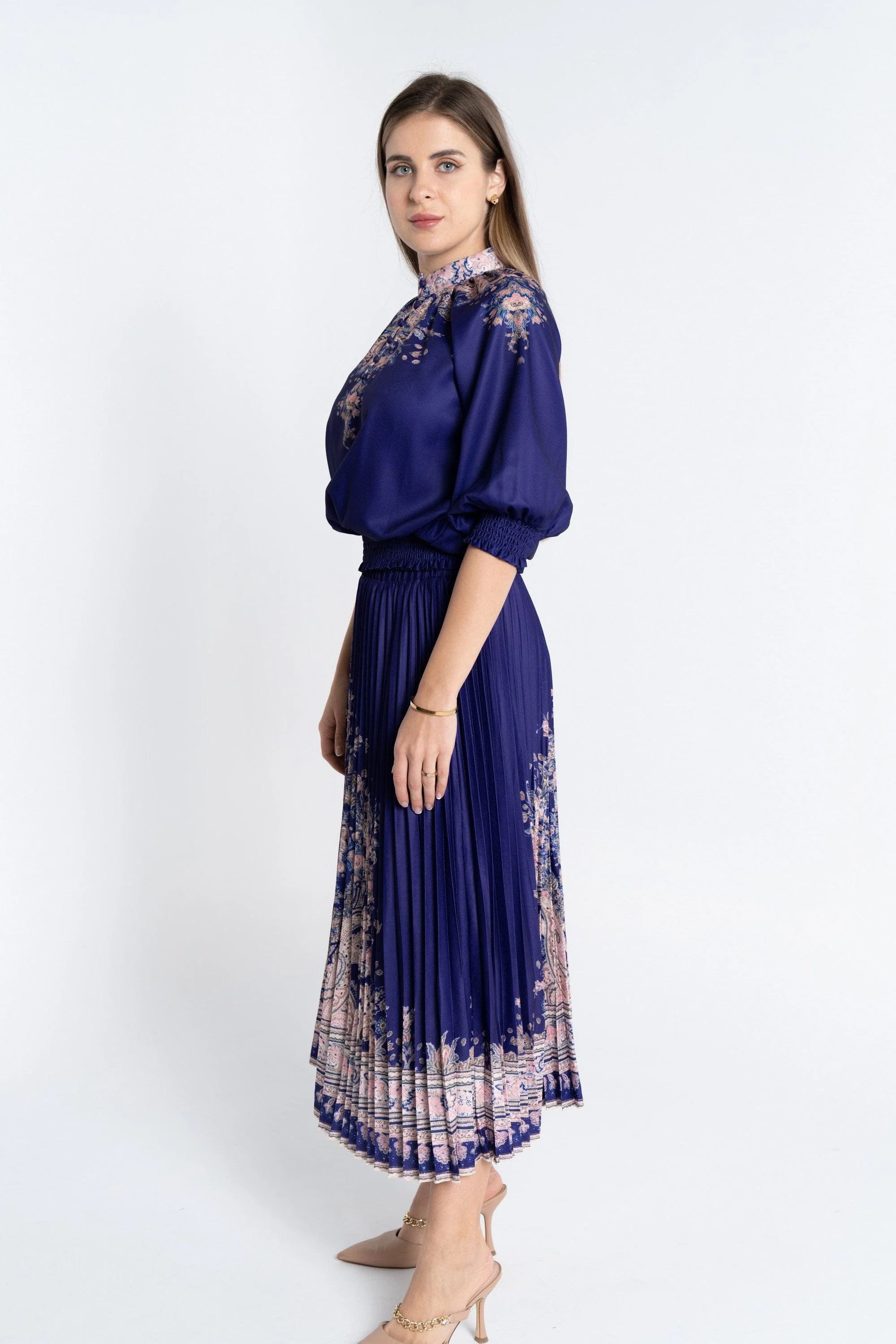 توب كلاسيك من الصدر وياقة 3/4 - Image 5