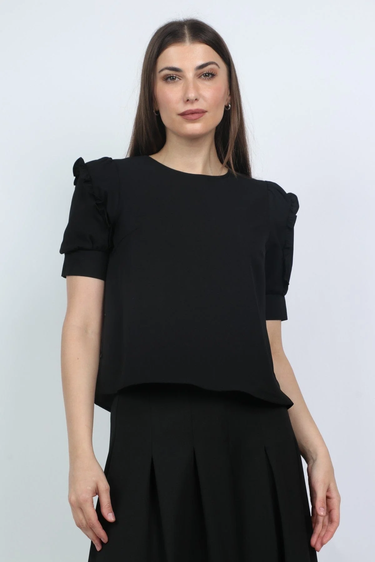 بلوزة سادة كم قصير مكشكشة نسائي - Image 6