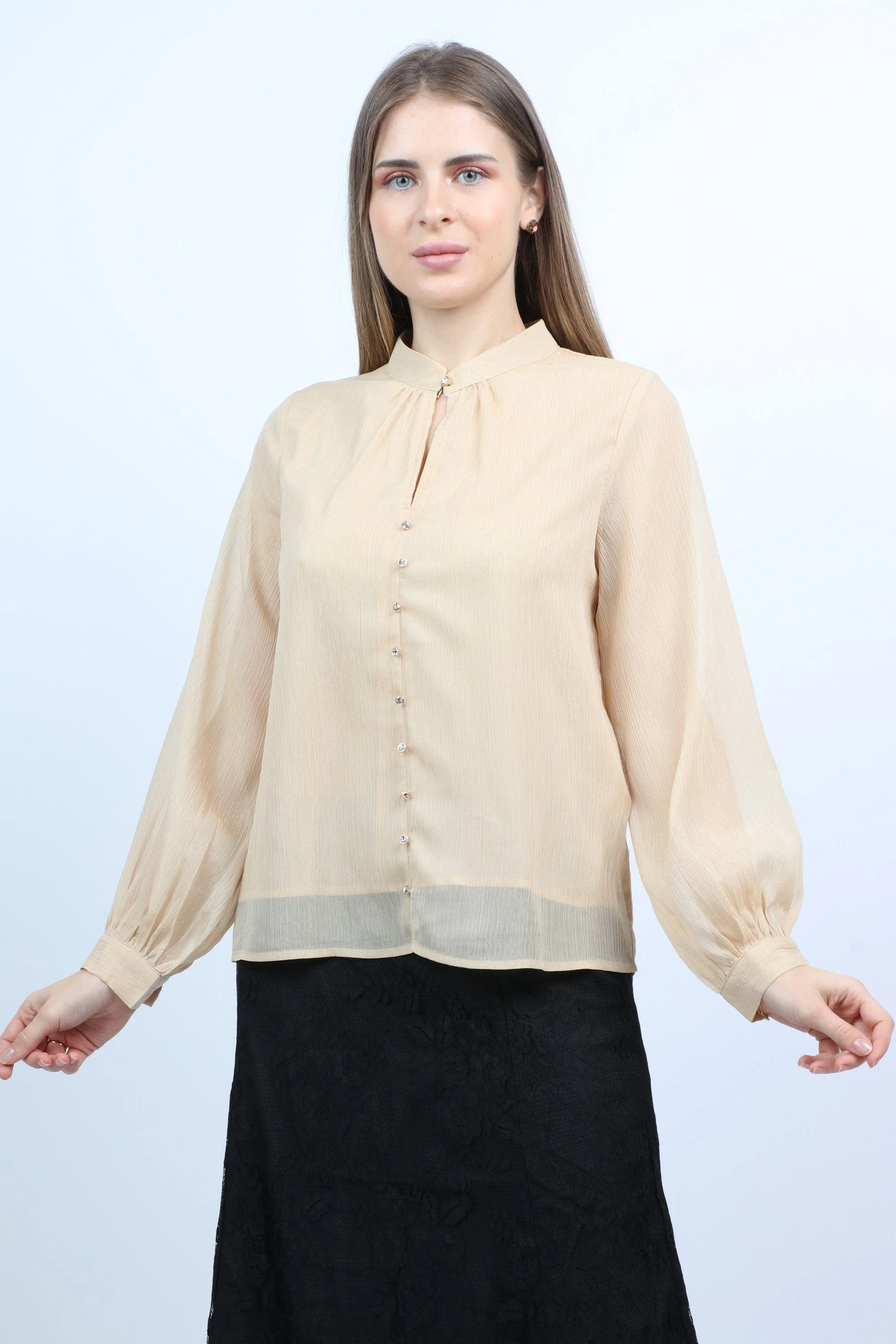 بلوزة طويلة بأكمام وياقة دائرية مزين بأزرار أمامية - Image 5