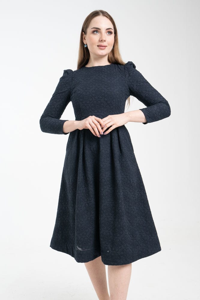 فستان ميدي بأكمام طويلة ومنفوخة - Image 6