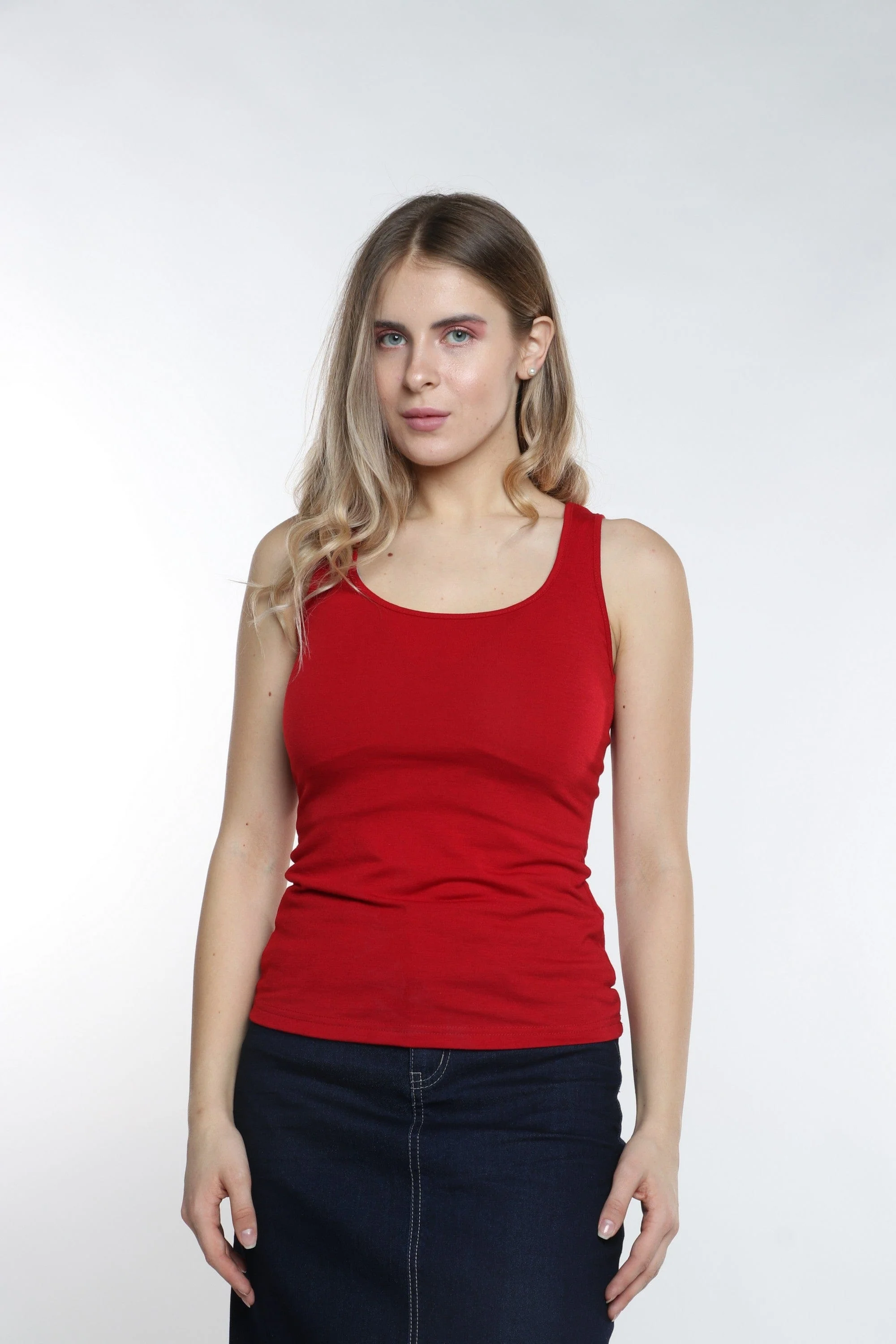 بلوزة سادة حمالات عريضة مفتوحة نسائي - Image 6